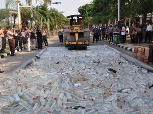 191.870 Personel Amankan Nataru dan Perangi Mirasantika di Gresik 191.870 Personel Amankan Nataru dan Perangi Mirasantika di Gresik