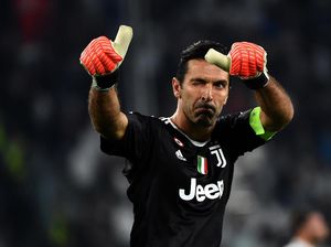 Buffon Belum Kepikiran Pensiun Buffon Belum Kepikiran Pensiun
