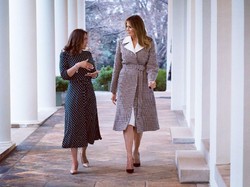 Donald Trump Dimakzulkan, Melania Trump Diserbu Kritikan di Twitter