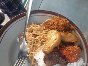 Asal Muasal Nama Warung Kongde dan Nama Lauk yang Unik