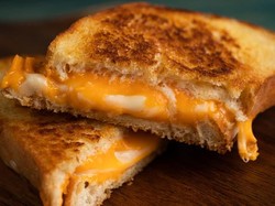 Ini Tips Bikin Roti Panggang Keju Enak dari Pakar Keju