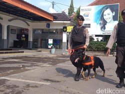 Cegah Ancaman Teror, Wolf dan Black Berjaga di Dua Stasiun Cirebon