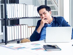 Penjelasan Ilmiah Mengapa Menguap Bisa Menular ke Orang Lain