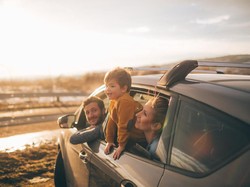 Tips Melakukan Road Trip di Akhir Tahun