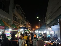 Foto: Wisata Kuliner Pasar Semawis yang Menggoyang Lidah