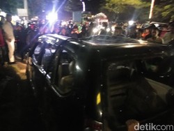 Polisi Tangkap Sopir Mobil Tabrak Lari yang Dihancurkan Massa di Makassar