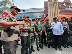 Kapolri dan Panglima Cek Pengamanan Natal-Tahun Baru di Medan