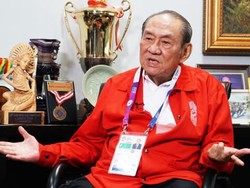 Punya Harta Rp 522 Triliun, Bos Djarum Tak Gengsi Makan Tahu di Warung