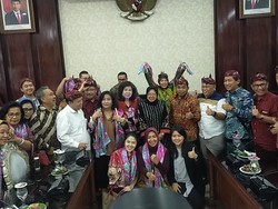 DPRD DKI Belajar Manajemen Banjir ke Surabaya, Ini Tips dari Risma