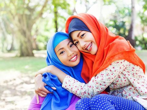 Ilustrasi bunda ajari doa safar selama liburan