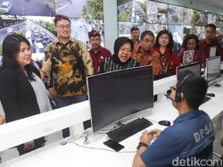 Diajak Kelililng Mal Pelayanan Publik, DPRD DKI Terkesan Command Center 112