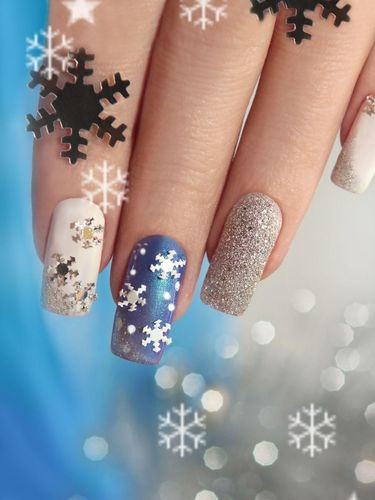 15 Inpirasi Nail Art Natal Paling Cantik dan Lucu