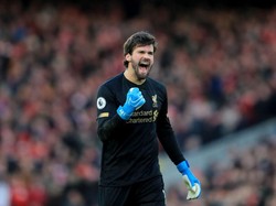 Alisson Bisa Saja Jadi Kiper Terbaik dalam Sejarah Liverpool, tapi...