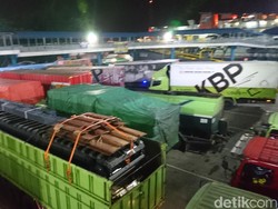 Jelang Lebaran, Masih Ada Pemudik yang Menyelundup di Truk