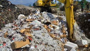 Bea Cukai Musnahkan Jutaan Batang Rokok Ilegal di Kudus