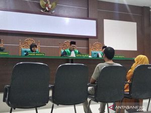 Bermesraan di Hotel, Kepsek dan Wakilnya di Aceh Dihukum 30 Cambukan