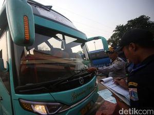 Jelang Mudik Lebaran, Dishub DKI Buka Uji Kir Keliling di Terminal Bus AKAP