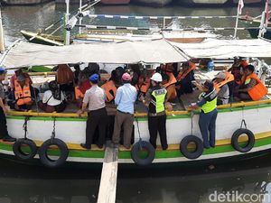 Sidak di Pelabuhan Tanjung Tembaga Jelang Nataru, Nakhoda Dites Kesehatan