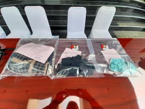 Polisi Gelar Barang Bukti Pencabulan oleh Habib Husein Alatas: Gamis-CD Polisi Gelar Barang Bukti Pencabulan oleh Habib Husein Alatas: Gamis-CD
