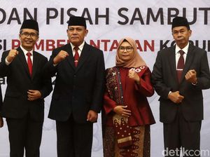 PKS Minta Pimpinan Baru KPK Bongkar Kasus Century Hingga e-KTP PKS Minta Pimpinan Baru KPK Bongkar Kasus Century Hingga e-KTP
