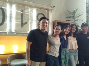 Fenomena Datang ke Pernikahan Mantan di Temen Kondangan Fenomena Datang ke Pernikahan Mantan di Temen Kondangan