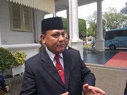 Jelang Sumpah Jabatan Pimpinan KPK, Firli cs Tiba di Istana