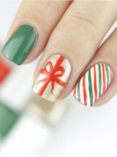 15 Inpirasi Nail Art Natal Paling Cantik dan Lucu