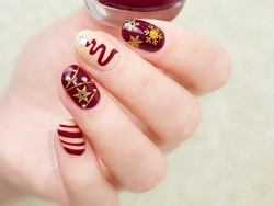 15 Inpirasi Nail Art Natal Paling Cantik dan Lucu