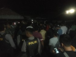 Warga Asal Selapan Diungsikan Usai Massa Sisir Penusuk Bapak-Anak di Bangka