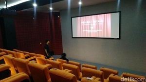 Keren! Perpustakaan Ciamis Punya Bioskop 3D Gratis
