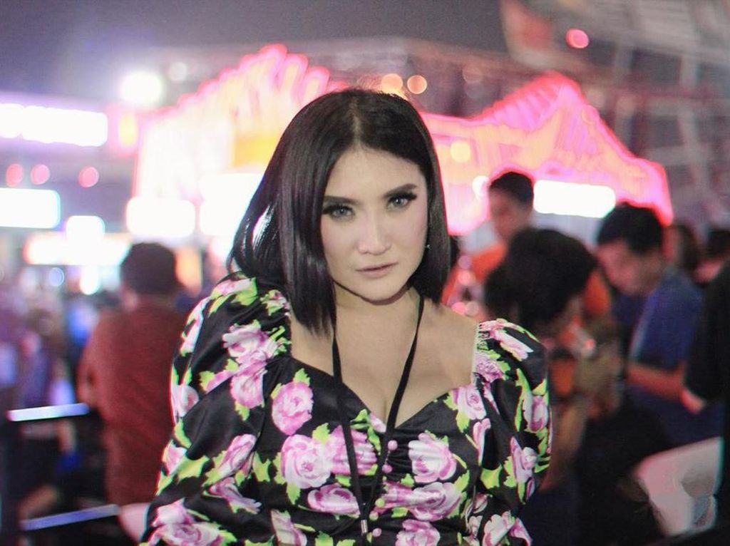 Pengalaman Pribadi, Kiki Amalia Hapal Tipe Cowok Doyan Selingkuh Pengalaman Pribadi, Kiki Amalia Hapal Tipe Cowok Doyan Selingkuh