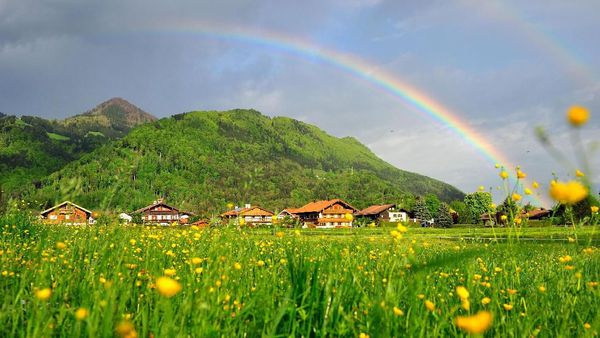 Memburu Bianglala di Berbagai Penjuru Dunia