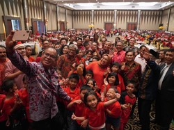HK, SI, dan PTPN V Bagi-bagi Bingkisan Buat Anak Yatim Jelang Nataru