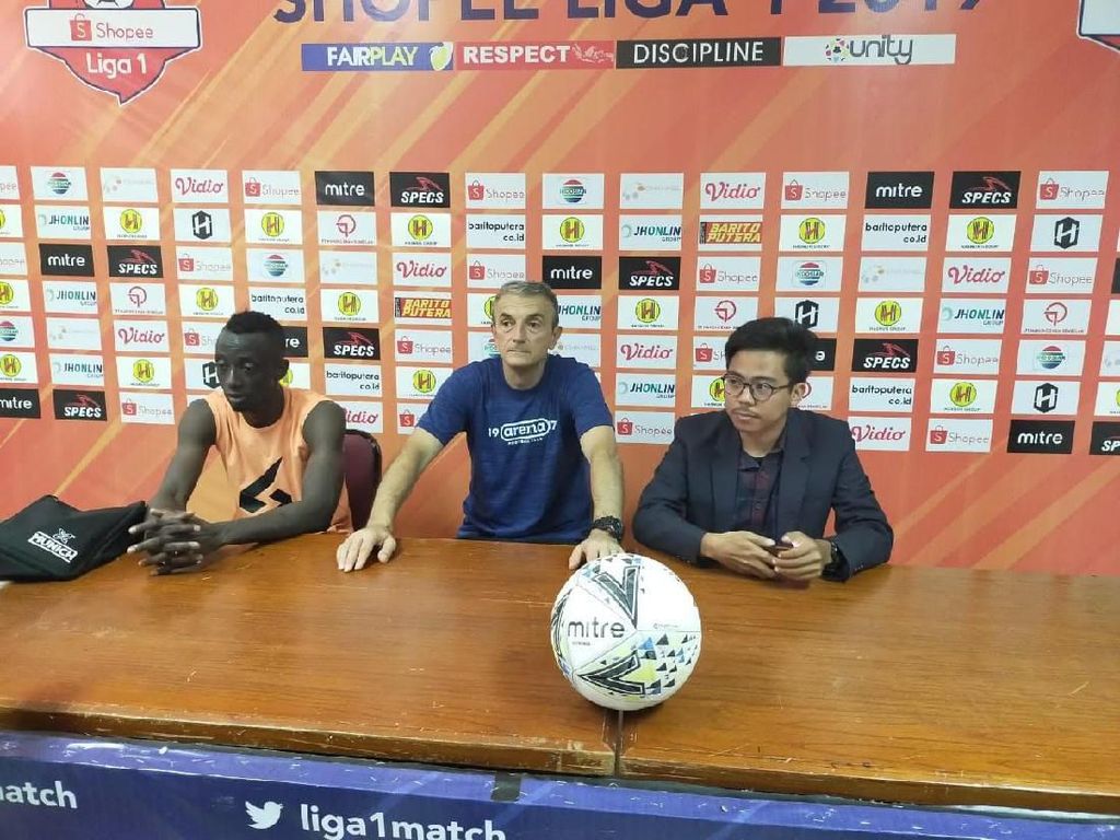 Pelatih Arema FC: Liga 1 Kini Sangat Ketat Pelatih Arema FC: Liga 1 Kini Sangat Ketat