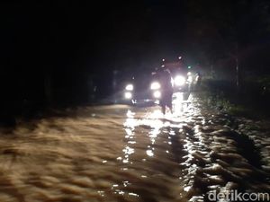 Diguyur Hujan, Jalan Tebing Tinggi-Pematang Siantar Banjir