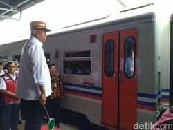 Macet Bikin Tol Layang Cikampek Sempat Ditutup, Ini Penjelasan Menhub