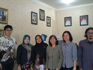 ITHB Bantu Perajin Keramik Plered Naik Kelas dan Go Global