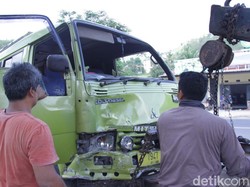 Enam Mobil Tabrakan Beruntun di Nagreg, 2 Orang Luka