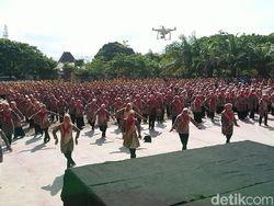 Selamat Hari Ibu, 7.574 Ibu Guru Pecahkan Rekor MURI
