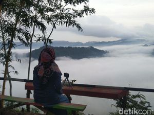 Puncak Bangku Ciamis, Negeri di Atas Awan buat Libur Akhir Tahun Puncak Bangku Ciamis, Negeri di Atas Awan buat Libur Akhir Tahun