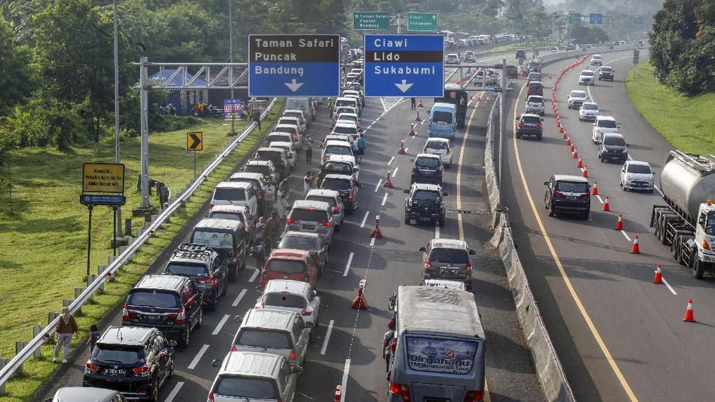 Potret Kemacetan di Jalur Puncak Bogor