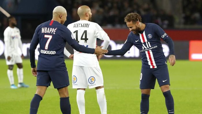 Thomas Tuchel menilai Kylian Mbappe dan Neymar adalah duet sehati yang saling memotivasi (Foto: AP Photo/Thibault Camus)