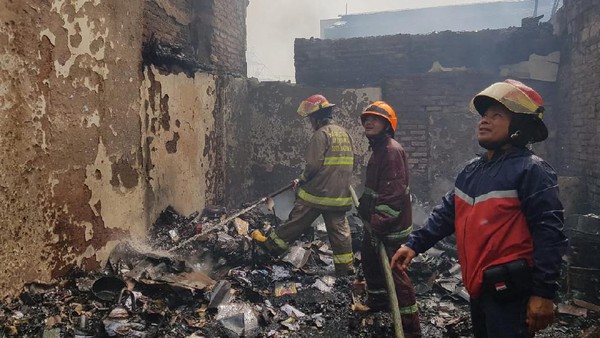 (Foto: Istimewa) 11 rumah hangus terbakar di Nyengsered Astanaanyar, Kota Bandung.