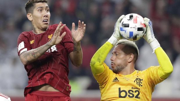 Meski kebobolan satu gol, Diego Alves melakukan lima kali penyelamatan.