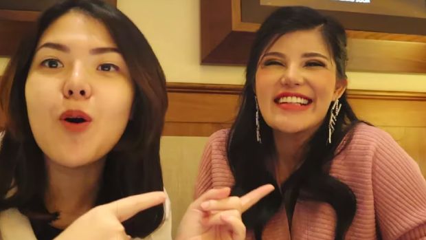 Tina Toon dan Dita Soedarjo