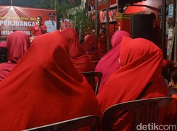 PDIP Surabaya Dorong Kaum Ibu Berkiprah di Semua Bidang
