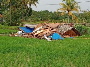 Puting Beliung Terjang 5 Desa di Cianjur, 2 Rumah Rata dengan Tanah