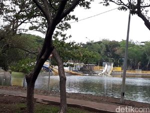 Ambruk, Jembatan di Utan Kemayoran Masih dalam Proses Pengerjaan Ambruk, Jembatan di Utan Kemayoran Masih dalam Proses Pengerjaan