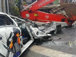 Truk Angkut Ekskavator Kecelakaan Purwodadi Dievakuasi, Lalin Macet 4 KM