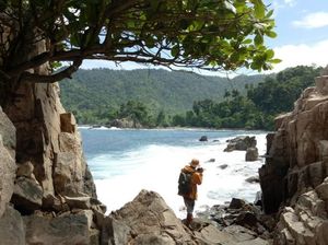 Liburan Akhir Tahun di Lampung, ke Pantai Karang Gigi Hiu Saja